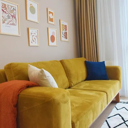 2 Bedroom Apt Perfect Blend Of Comfort & Style Lejlighed