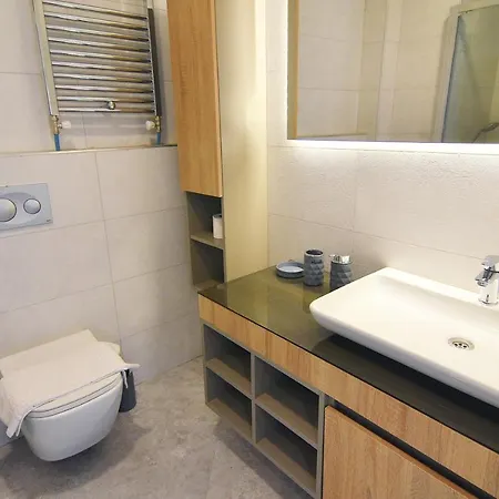 2 Bedroom Apt Perfect Blend Of Comfort & Style Lejlighed