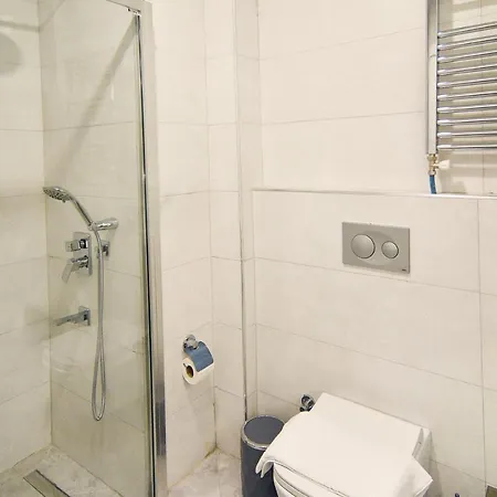 Apartament 2 Bedroom Apt Perfect Blend Of Comfort & Style